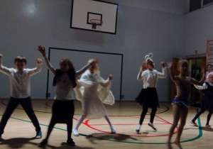 Nową tradycją naszej szkoły stały się koncerty noworoczne.